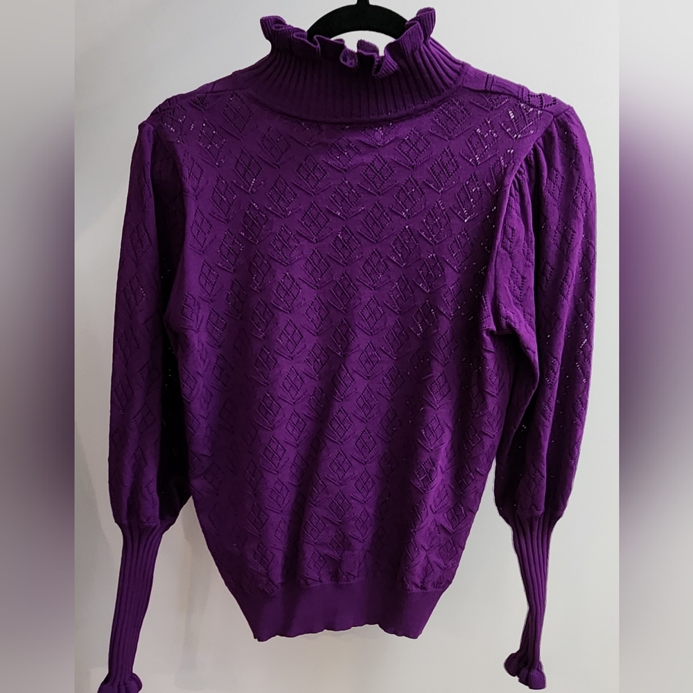 LUC-CE from Simons, purple, mock turtleneck, size M/L